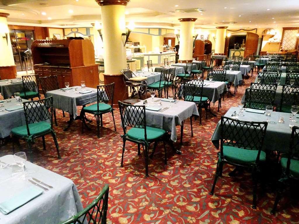 Mercure Andorra Restoran fotoğraf